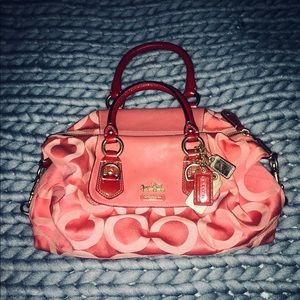 Coach Madison Sabrina Convertible Strap (Coral)